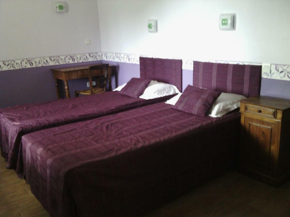 Bed and Breakfast La Roche Saint-Etienne-en-Cogles Экстерьер фото