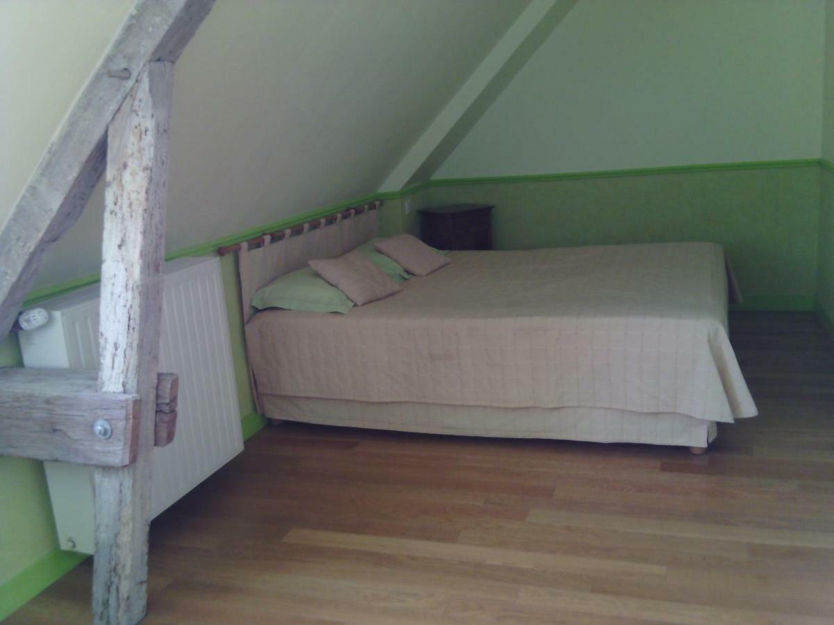 Bed and Breakfast La Roche Saint-Etienne-en-Cogles Экстерьер фото