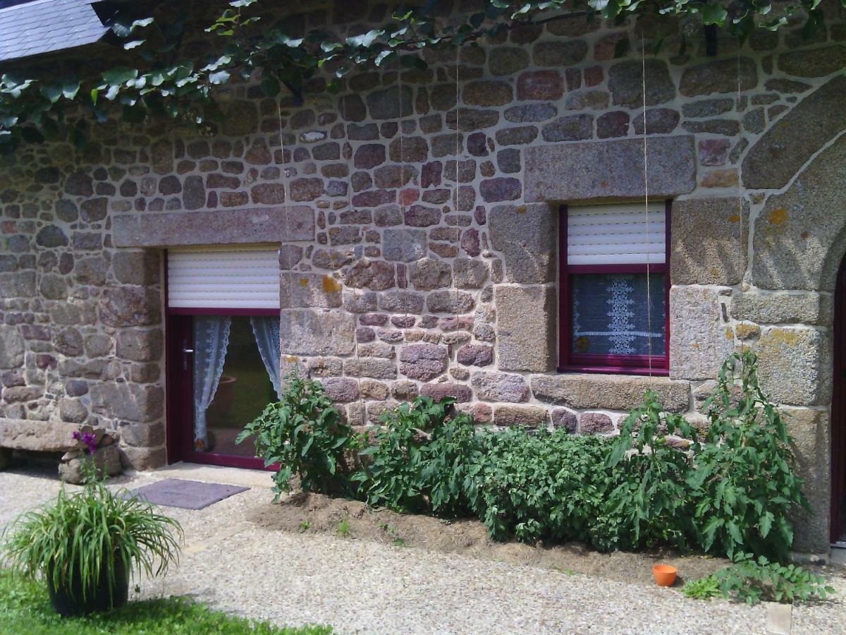 Bed and Breakfast La Roche Saint-Etienne-en-Cogles Экстерьер фото
