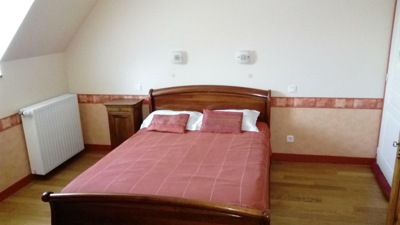 Bed and Breakfast La Roche Saint-Etienne-en-Cogles Экстерьер фото