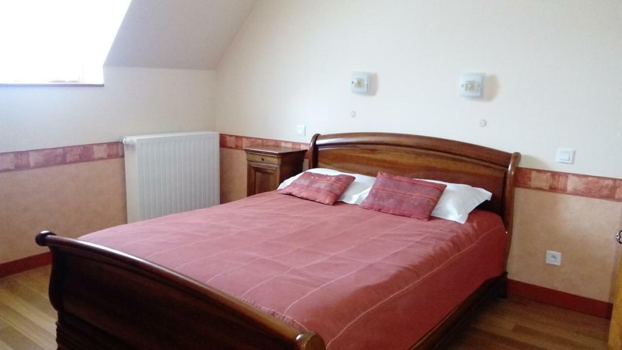 Bed and Breakfast La Roche Saint-Etienne-en-Cogles Экстерьер фото