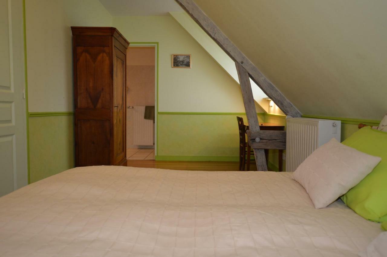 Bed and Breakfast La Roche Saint-Etienne-en-Cogles Экстерьер фото